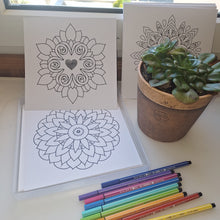 Cargar imagen en el visor de la galería, mandalas para colorear en cartulina