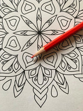 Cargar imagen en el visor de la galería, Mandalas v.1. Libro de mandalas para colorear.