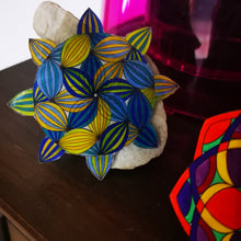 Cargar imagen en el visor de la galería, figura horneada en papel termoretractil