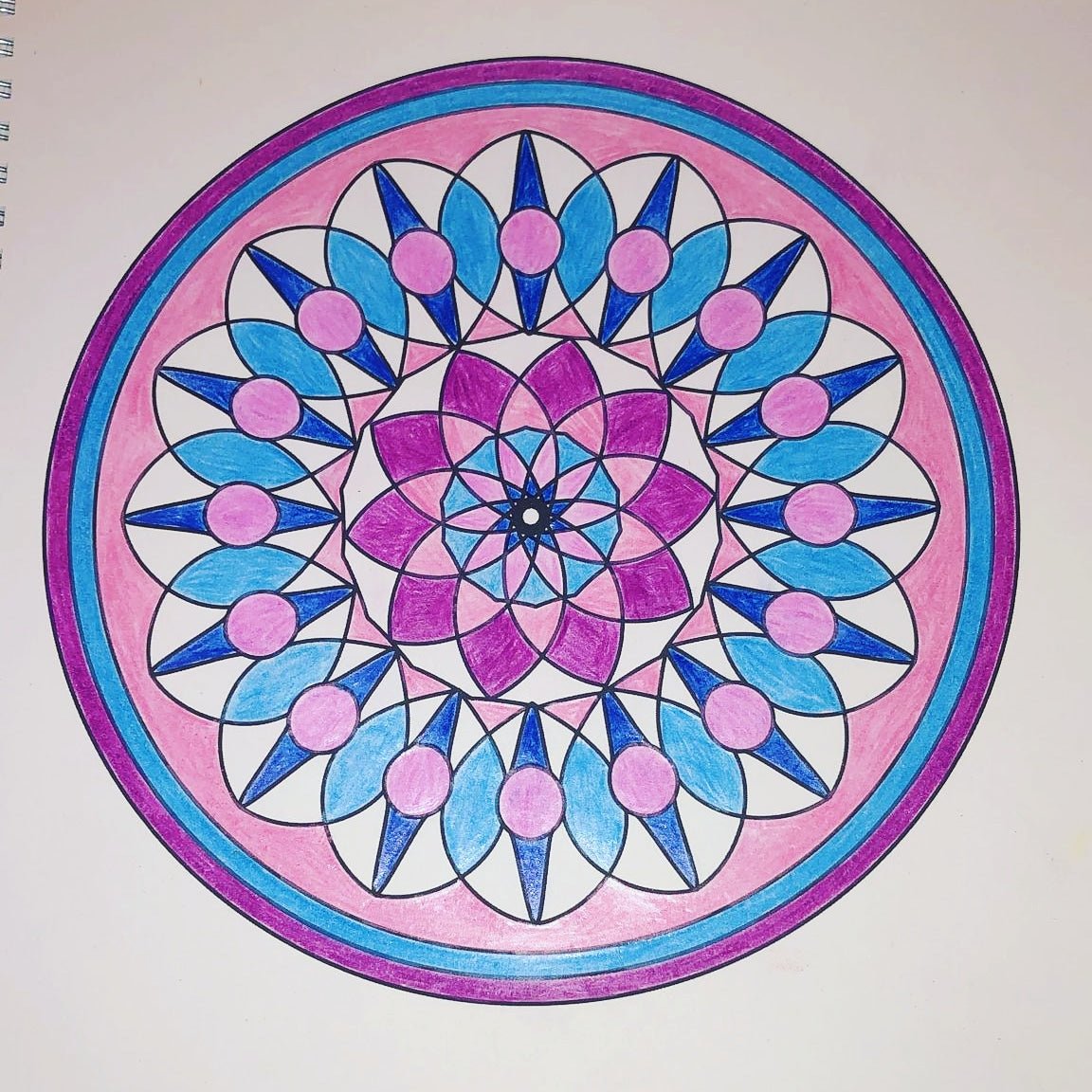 2 Libros para colorear Mandalas v.1 y Matriuskas v.1 - Mensajes de Colores