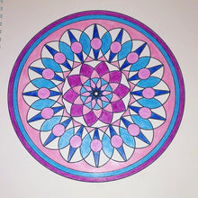 Cargar imagen en el visor de la galería, Pack : Libro de Colorear Mandalas v.1 y 24 lápices de colores acuarelables Noris
